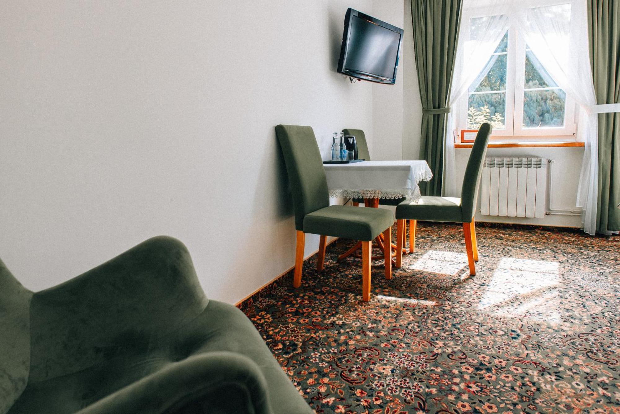 Hotel Marko Przemysl Luaran gambar