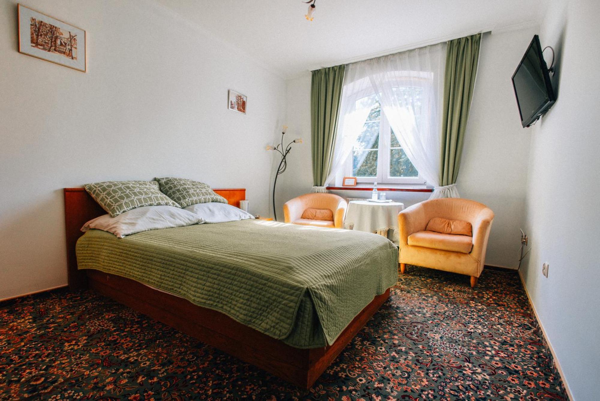 Hotel Marko Przemysl Luaran gambar